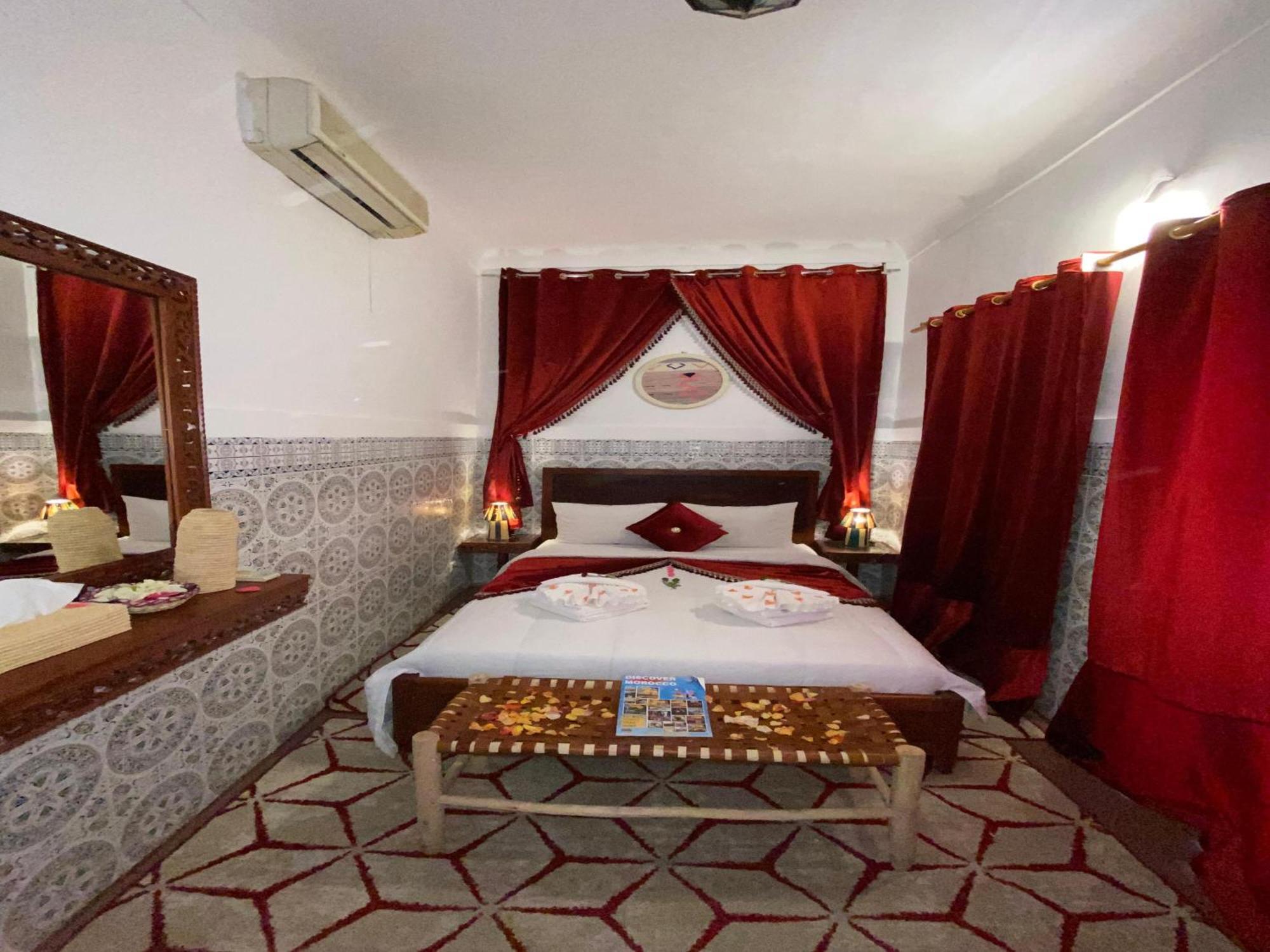 Riad Lazord Marrakesh Exterior photo